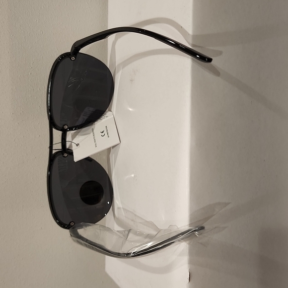 Unisex Sunglasses - Picture 4 of 6